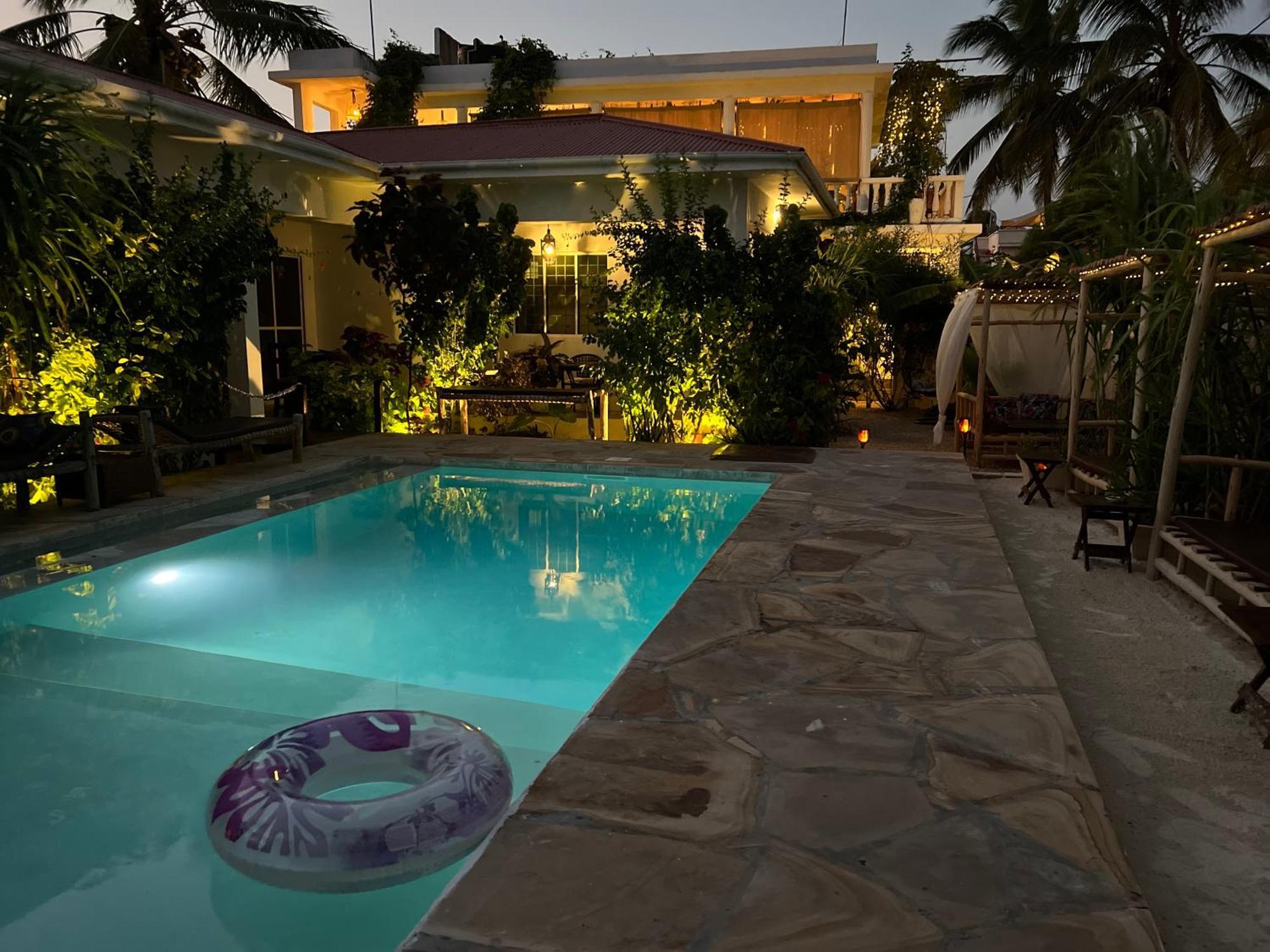 גאמביאני Gadea Boutique Hotel& Gadea Garden Italian Restaurant (Adults Only) מראה חיצוני תמונה