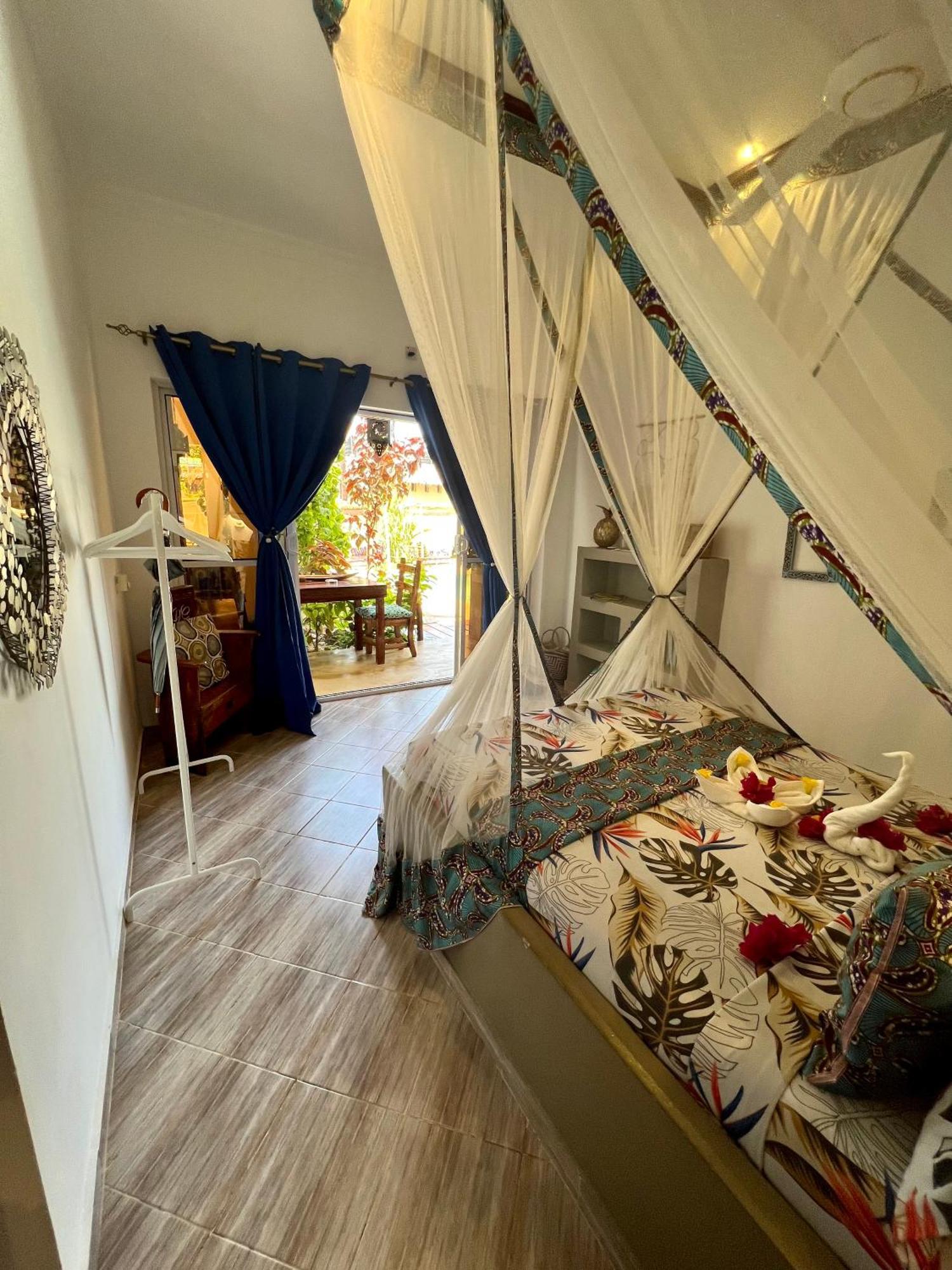 גאמביאני Gadea Boutique Hotel& Gadea Garden Italian Restaurant (Adults Only) חדר תמונה